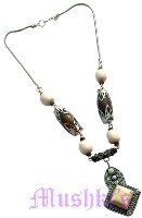 Indian ethnic necklace - click here for large view